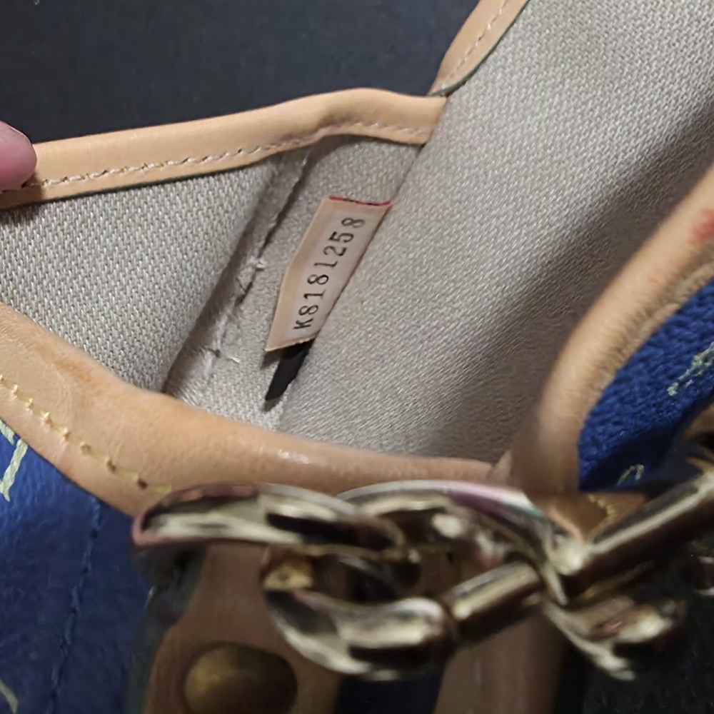 Dooney & Bourke Wristlet - Picture 6 of 13